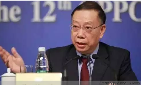 卫生部长  不应该的治疗.png
